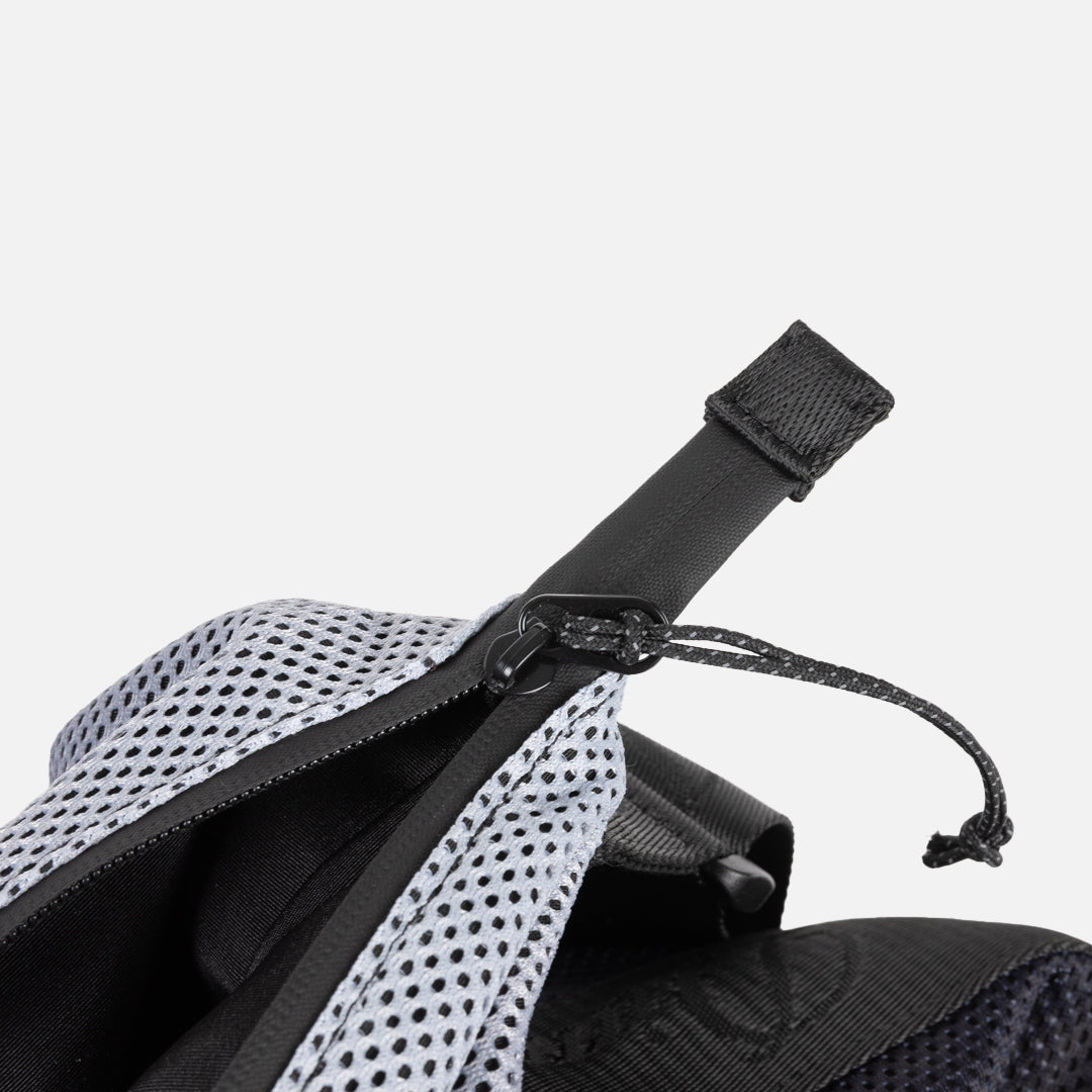 Dime Gradient Messenger Bag - Black