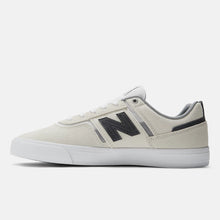 Load image into Gallery viewer, New Balance Numeric Foy 306 - White/Black