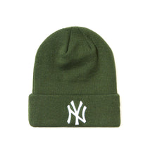 Load image into Gallery viewer, Alltimers New Era Yankees Beanie - Forest