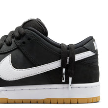 Load image into Gallery viewer, Nike SB Dunk Low Pro - Black/White/Gum