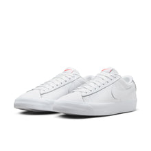 Load image into Gallery viewer, Nike SB Zoom Blazer Low Pro GT - White/White/White