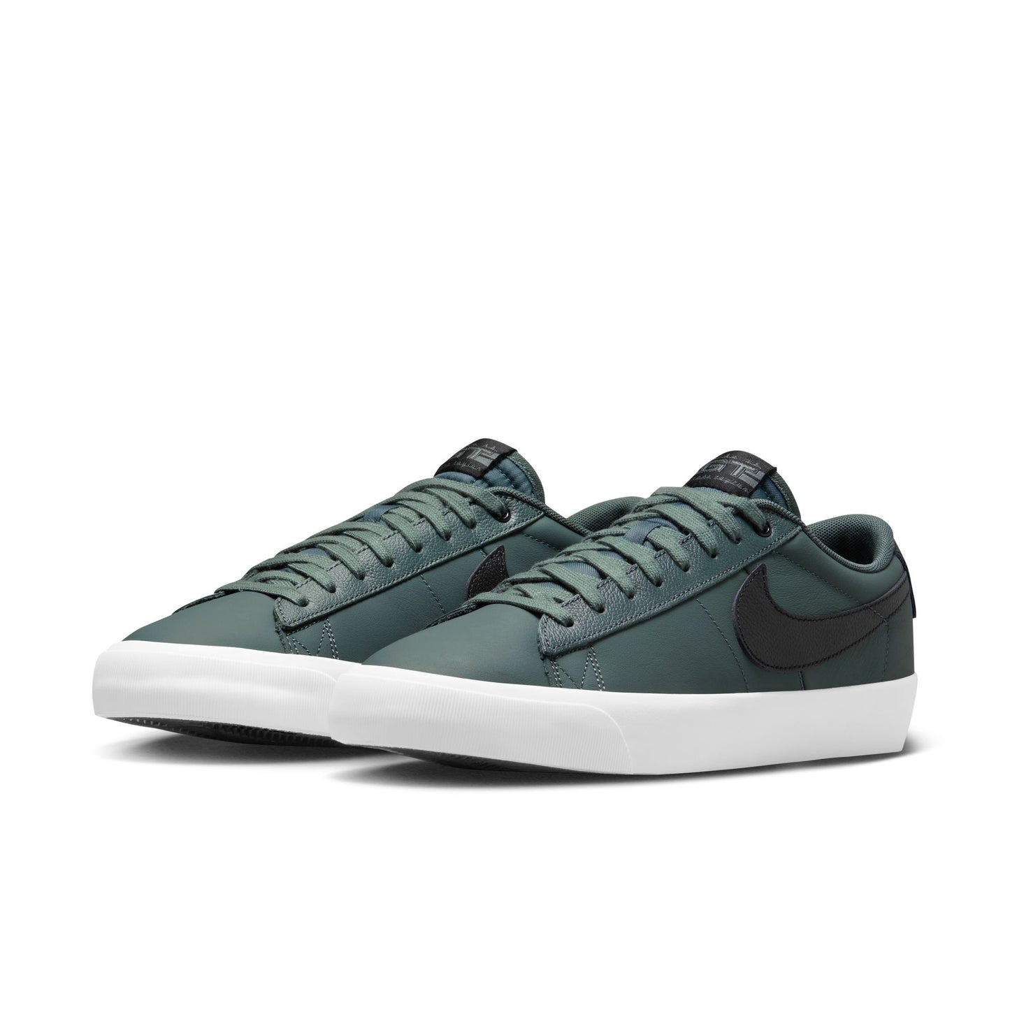 Nike SB Zoom Blazer Low Pro GT - Vintage Green/Black