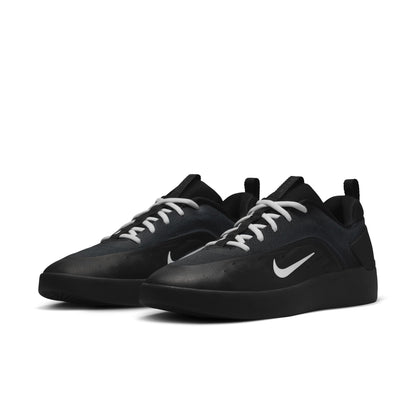 Nike SB Zoom Nyjah 4 - Black/White