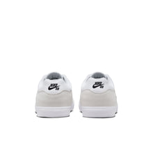 Load image into Gallery viewer, Nike SB Malor - White/Black/Gum