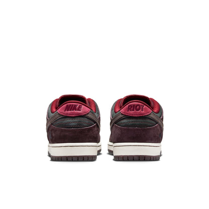 Nike SB Dunk Low Pro Quickstrike - Mahogany/Dark Beetroot-Team Red-Sail
