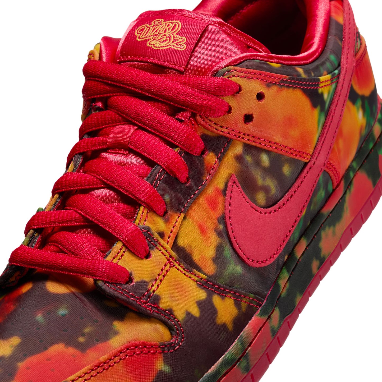 Nike SB Dunk Low Pro Wizard Of Oz - Gym Red/University Red/Multi