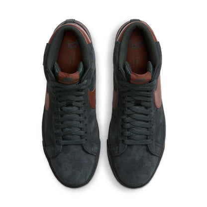 Nike SB Zoom Blazer Mid - Black Spruce/Corduroy Brown