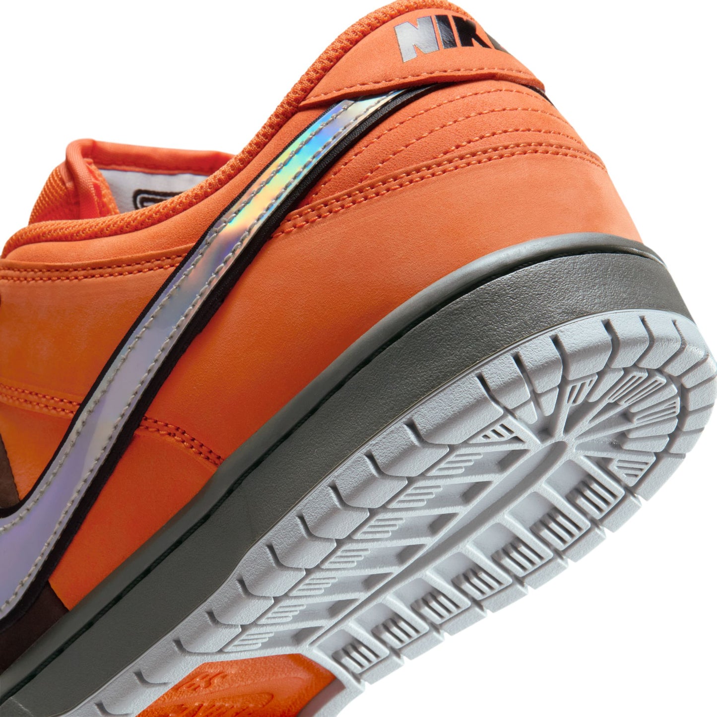 Nike SB Dunk Low Pro - Safety Orange/Wolf Grey-Baroque Brown