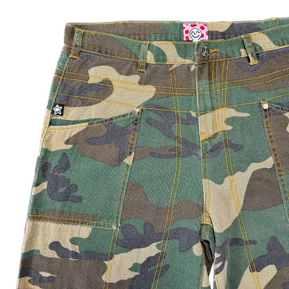 Star Team Star Capri Cargo Shorts - Camo