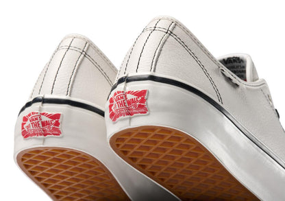Vans X Hockey Skate AVE Classic VCU - White
