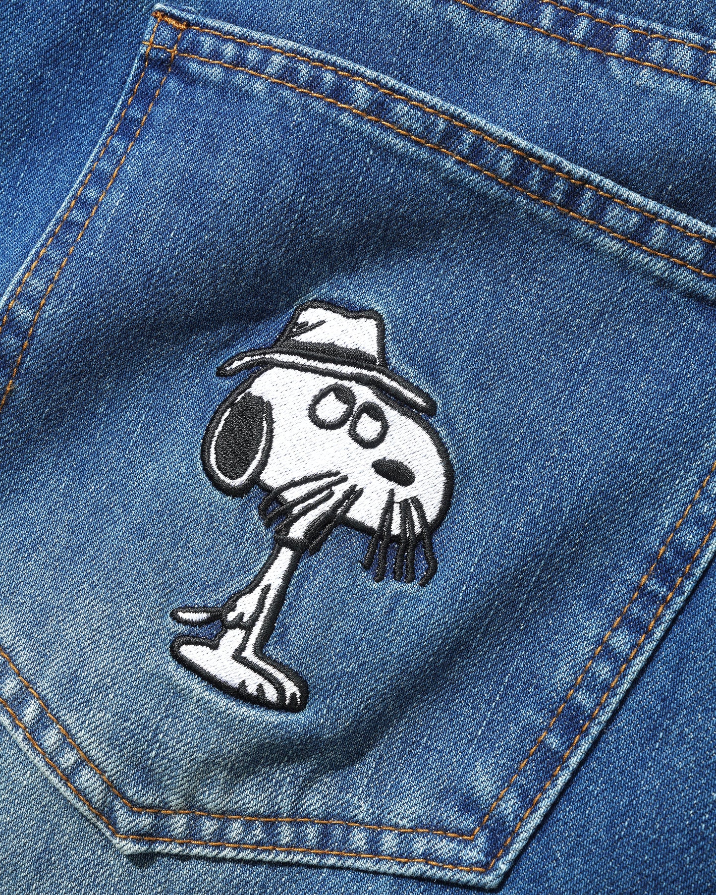 Butter Goods x Peanuts Spike Denim Jeans - Distressed Indigo