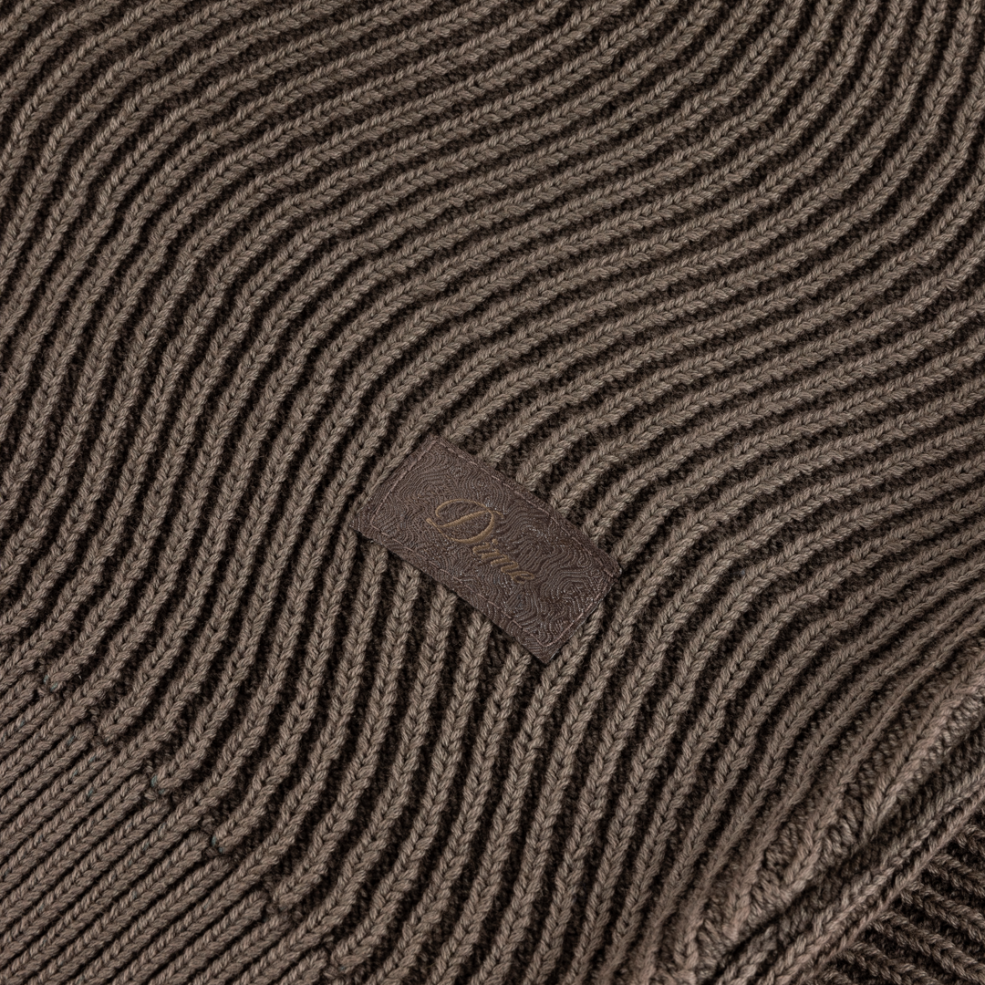Dime Wave Knit Sweater - Brown