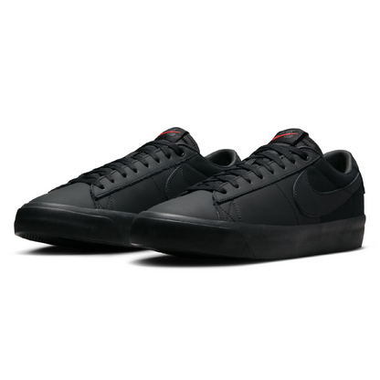 Nike SB Zoom Blazer Low Pro GT ISO - Black/Black-Black/Black