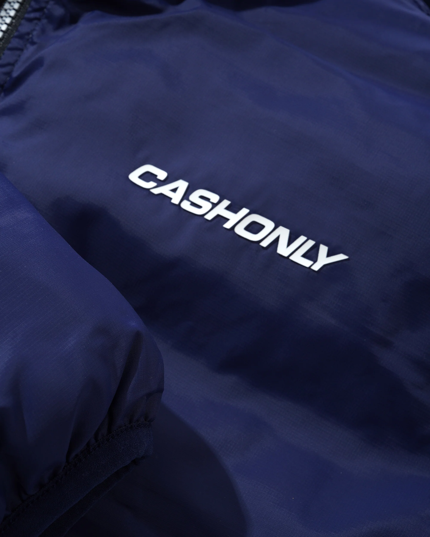 Cash Only Coordinates Reversible Puffer Jacket - White / Navy