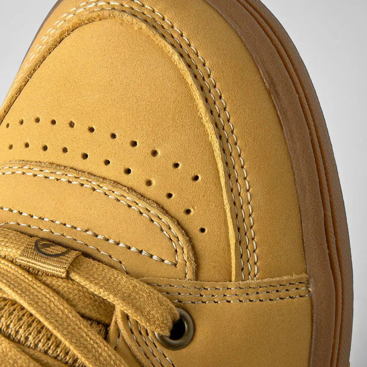 éS Accel 95 - Copper/Gum