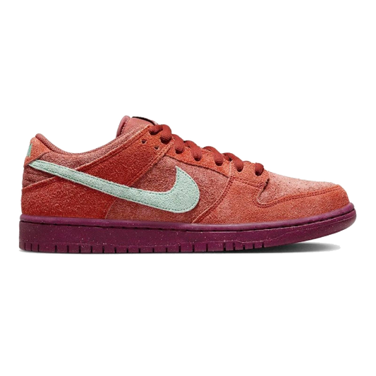 Nike SB Dunk Low Pro Premium - Mystic Red/Emerald Rise/Rugged Orange