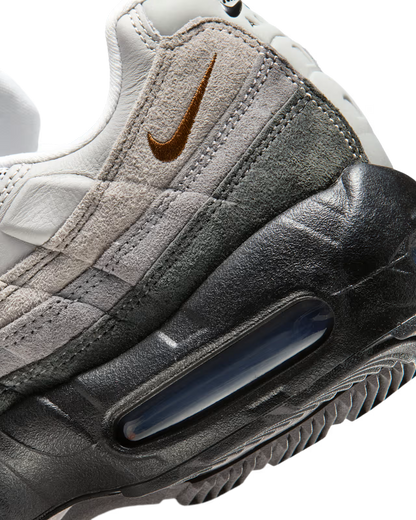 Nike SB Air Max 95 - Black/Anthracite/Light Graphite-Cacao Wow