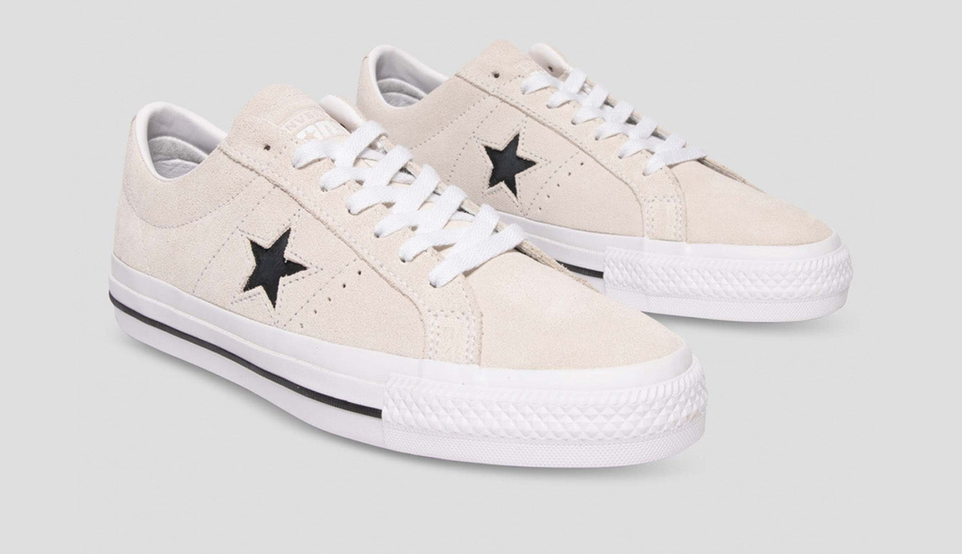 Converse One Star Pro -  Egret/White/Black