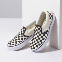 Load image into Gallery viewer, Vans Kids Classic Slip-On - Checkerboard Black/White