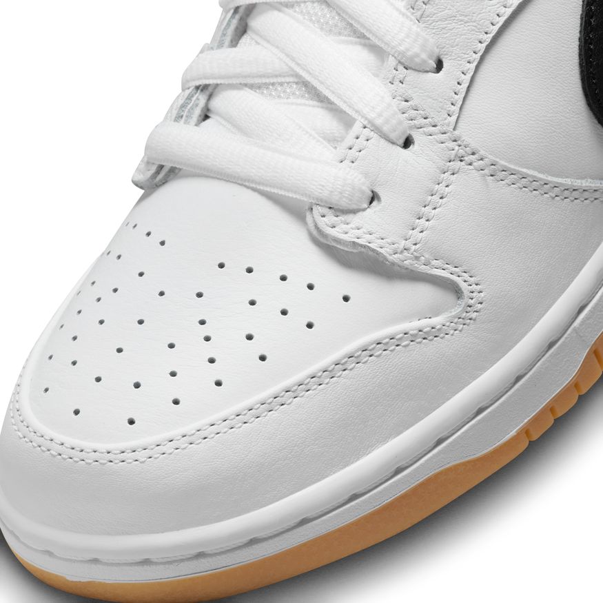 Nike SB Dunk Low Pro - White/Black/Gum