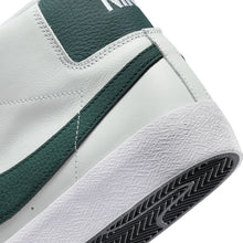 Load image into Gallery viewer, Nike SB Zoom Blazer Mid ISO - White/Pro Green